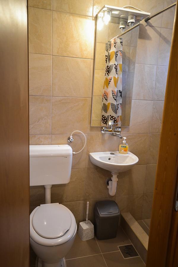 Hotel Antik Foca Zewnętrze zdjęcie